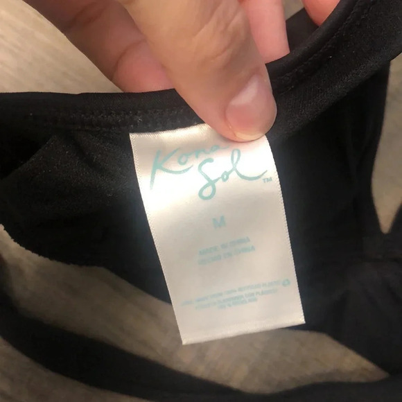 Kona sol black cross cross bikini top​ - Picture 4 of 4
